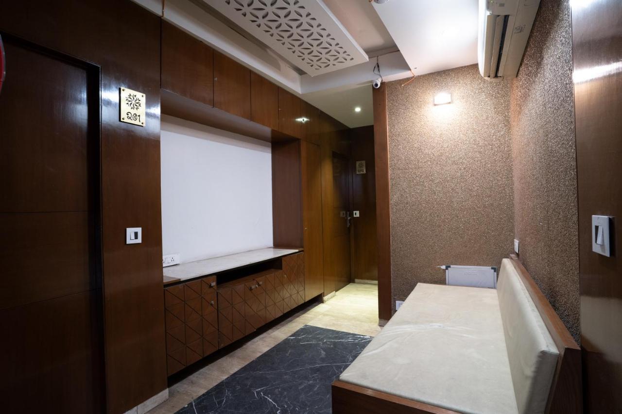 Hotel Kyra Airport Ahmadábád Exteriér fotografie